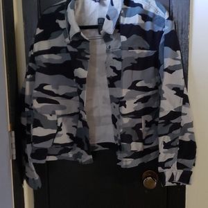 Black and gray jean jacket- New